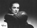 Portrait Harcourt - Isabelle Huppert