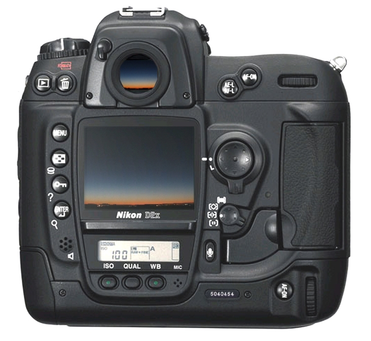 Nikon D2X